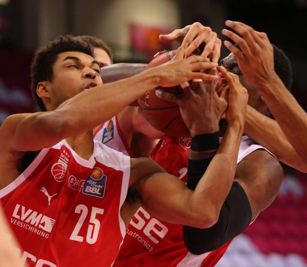 类似的纠纷 类似的纠纷